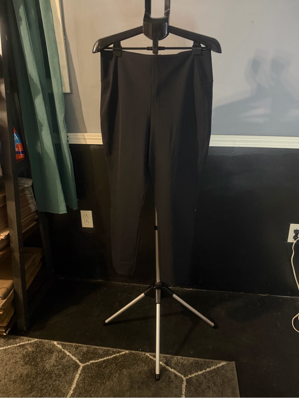 CAbi Dinner Trouser 4130 Size 12 Black High Rise Stretch Tapered Ankle Pants